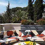 Hotel W 5*