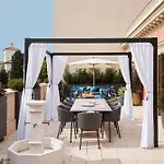 Hotel W 5*