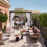 Hotel W 5*
